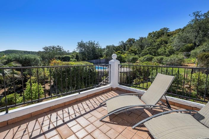 Image No.27-3 Bed Property for sale