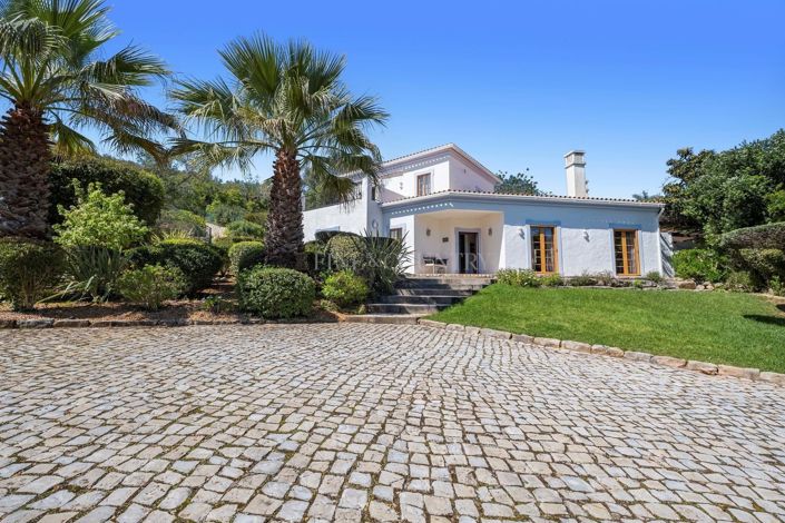 Image No.4-3 Bed Property for sale