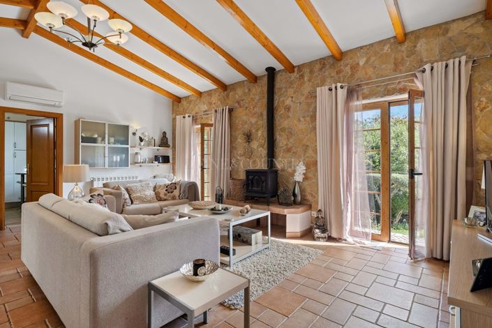 Image No.5-3 Bed Property for sale