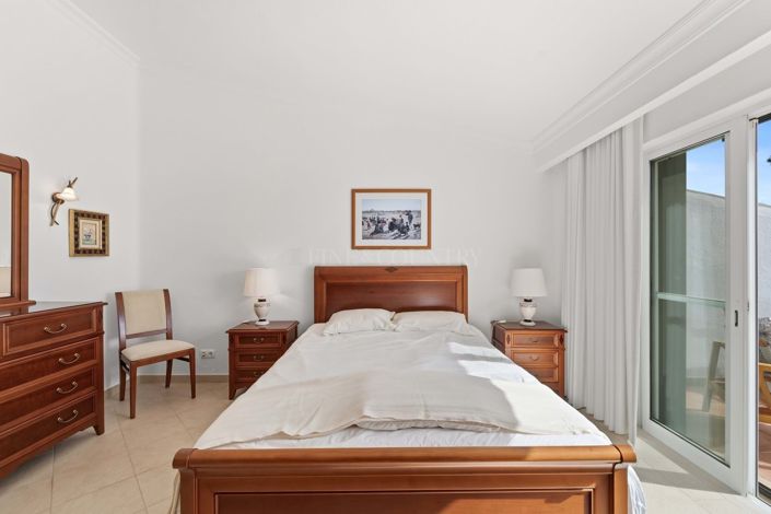 Image No.22-3 Bed Villa for sale