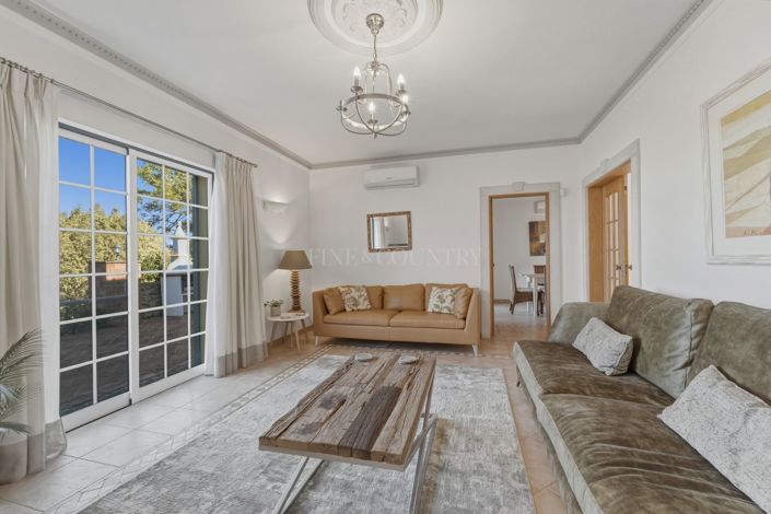 Image No.11-4 Bed Villa for sale