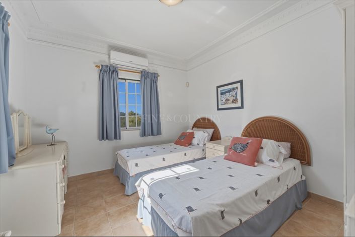 Image No.31-4 Bed Villa for sale