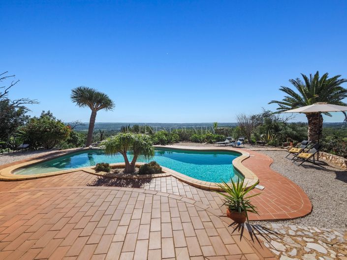 Image No.23-3 Bed Property for sale