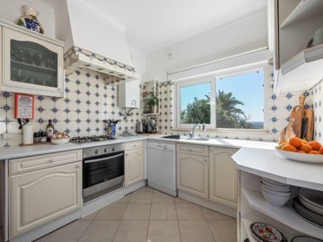 2104-371243-14d4e763c151089fe37f379b2f9be1ace