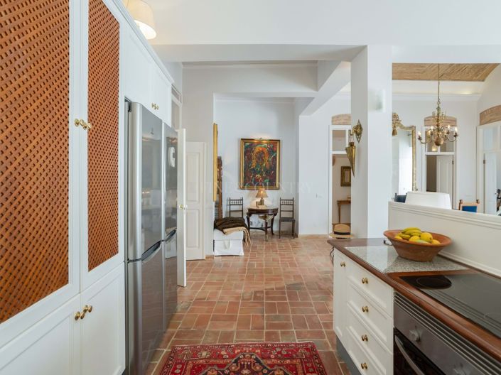 Image No.15-3 Bed Townhouse for sale