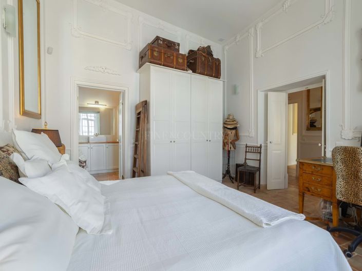 Image No.24-3 Bed Townhouse for sale