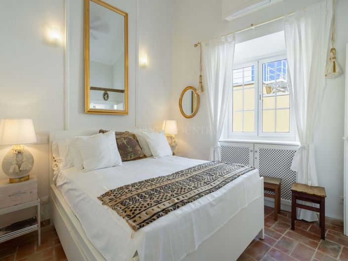 Image No.26-3 Bed Townhouse for sale