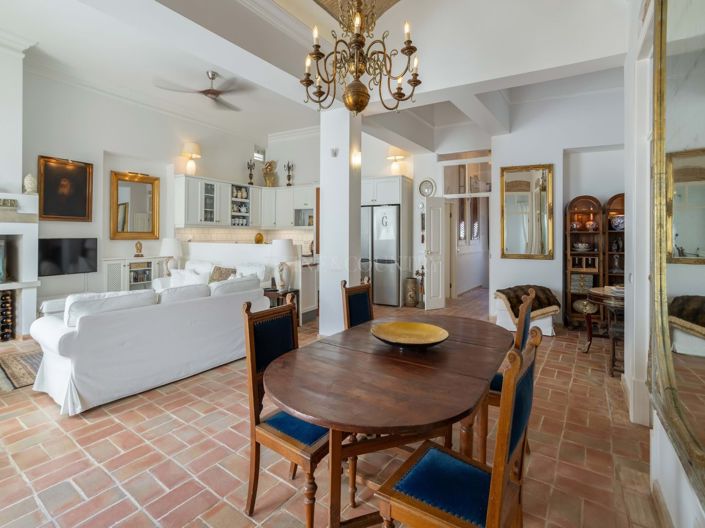 Image No.3-3 Bed Townhouse for sale