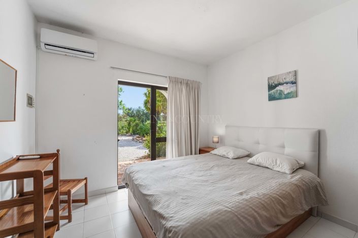 Image No.23-6 Bed Country House for sale