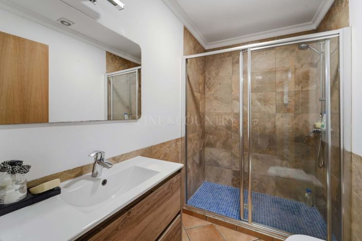 Image No.25-3 Bed Villa for sale