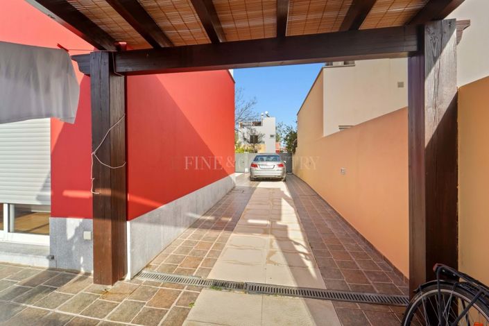 Image No.27-3 Bed Villa for sale