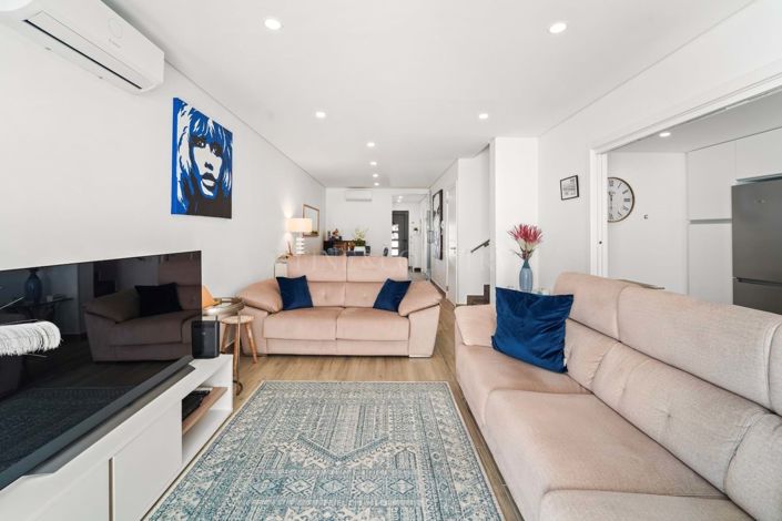 Image No.12-4 Bed Villa for sale