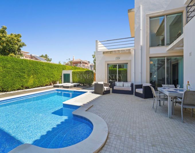 Image No.12-4 Bed Villa for sale