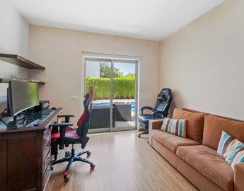 2104-372068-14d4e763c151089fe37f379b2f9be1ace