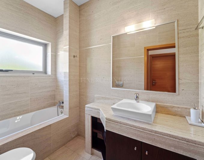 Image No.16-4 Bed Villa for sale