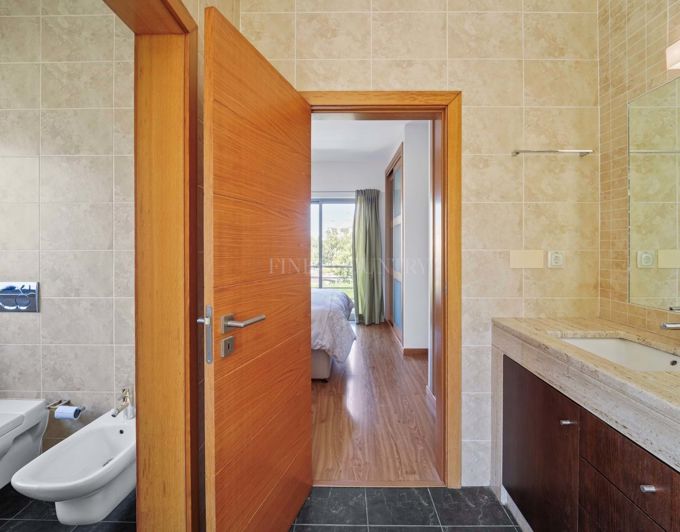 Image No.29-4 Bed Villa for sale