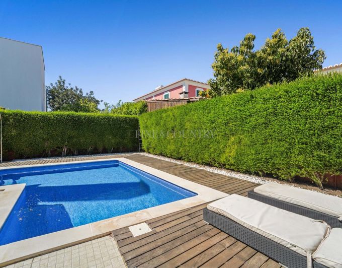 Image No.32-4 Bed Villa for sale