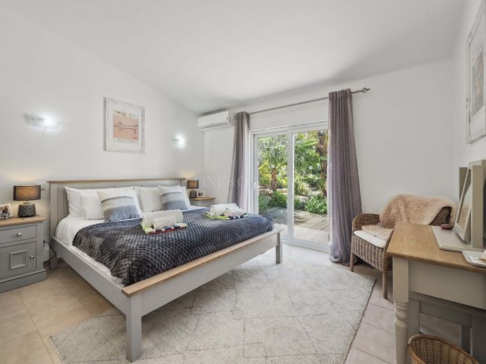 Image No.21-3 Bed Property for sale