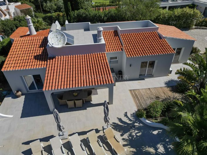 Image No.29-3 Bed Property for sale