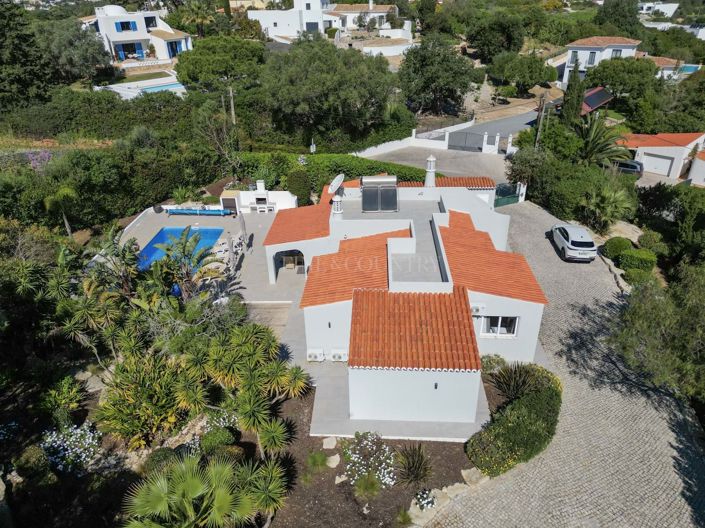 Image No.37-3 Bed Property for sale