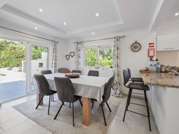 2104-372354-14d4e763c151089fe37f379b2f9be1ace