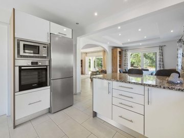 2104-372354-14d4e763c151089fe37f379b2f9be1ace