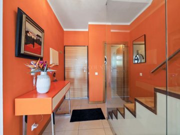 2104-372350-14d4e763c151089fe37f379b2f9be1ace