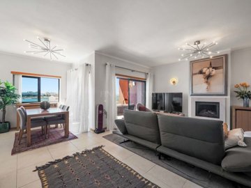 2104-372350-14d4e763c151089fe37f379b2f9be1ace