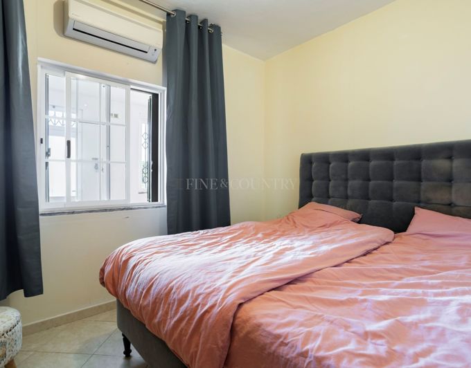 Image No.11-2 Bed Farmhouse for sale