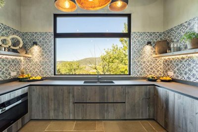 2104-367085-14d4e763c151089fe37f379b2f9be1ace