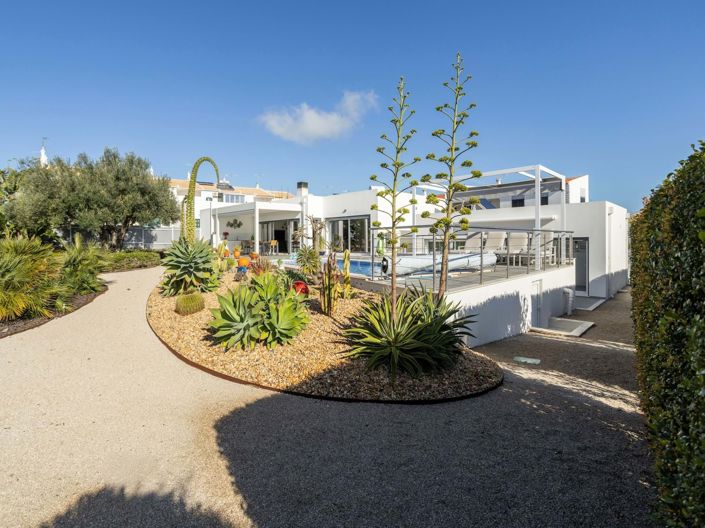 Image No.4-3 Bed Villa for sale