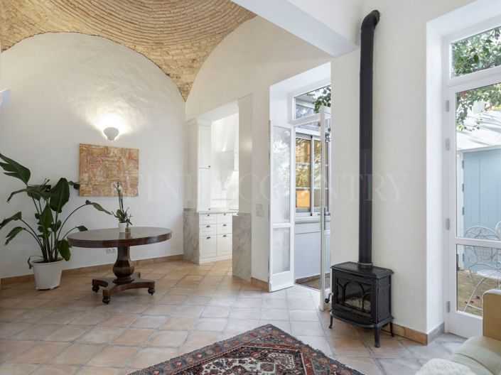 Image No.3-1 Bed Townhouse for sale