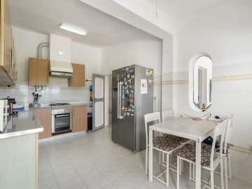 2104-368784-14d4e763c151089fe37f379b2f9be1ace