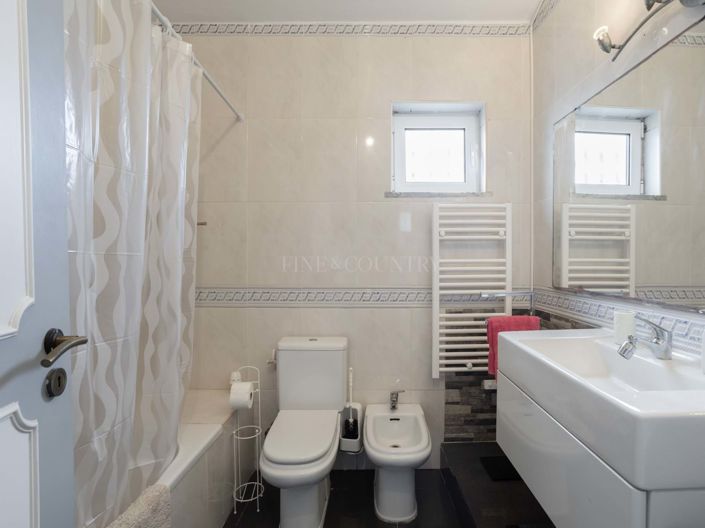 Image No.21-3 Bed Villa for sale