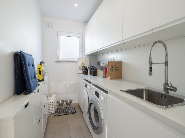 Image No.18-4 Bed Villa for sale