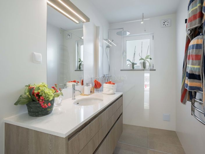 Image No.26-4 Bed Villa for sale