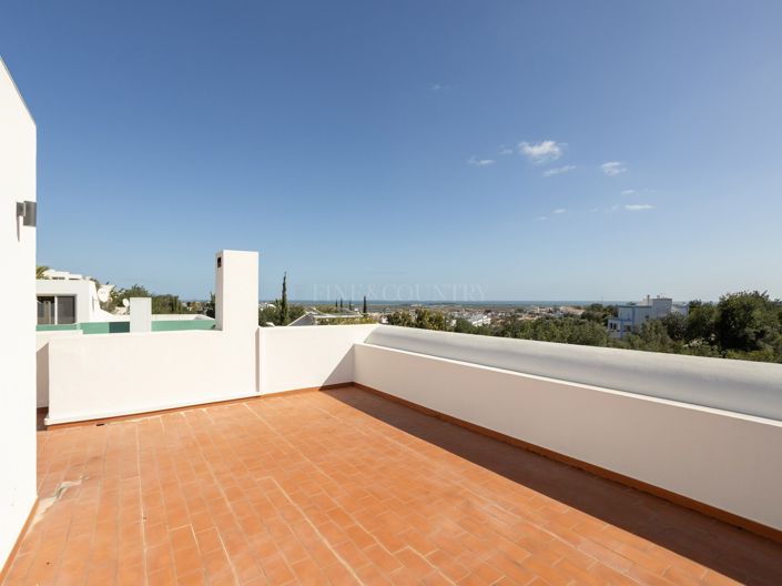 Image No.31-4 Bed Villa for sale