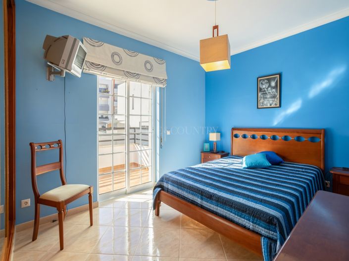 Image No.22-4 Bed Semi-Detached for sale