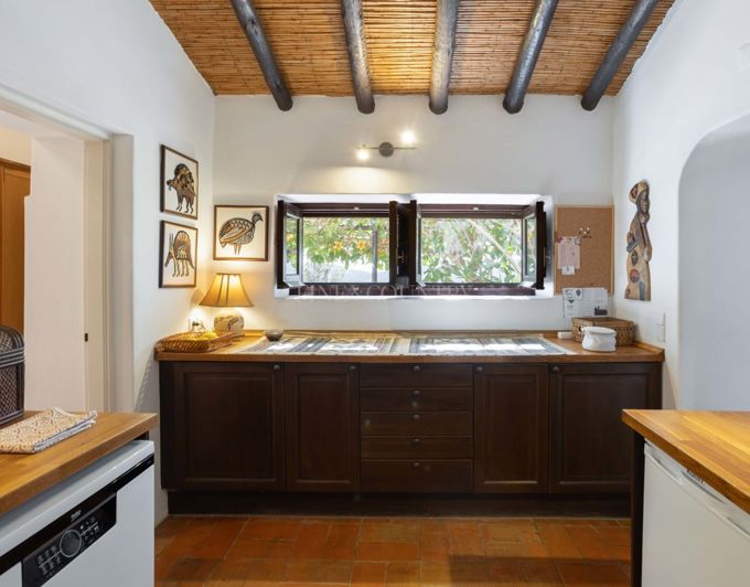 Image No.13-2 Bed Villa for sale