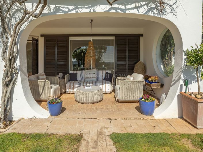 Image No.3-5 Bed Villa for sale