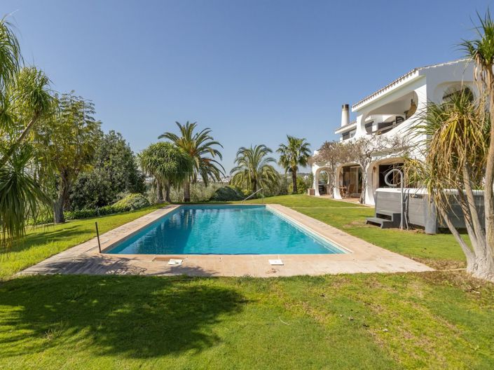 Image No.35-5 Bed Villa for sale