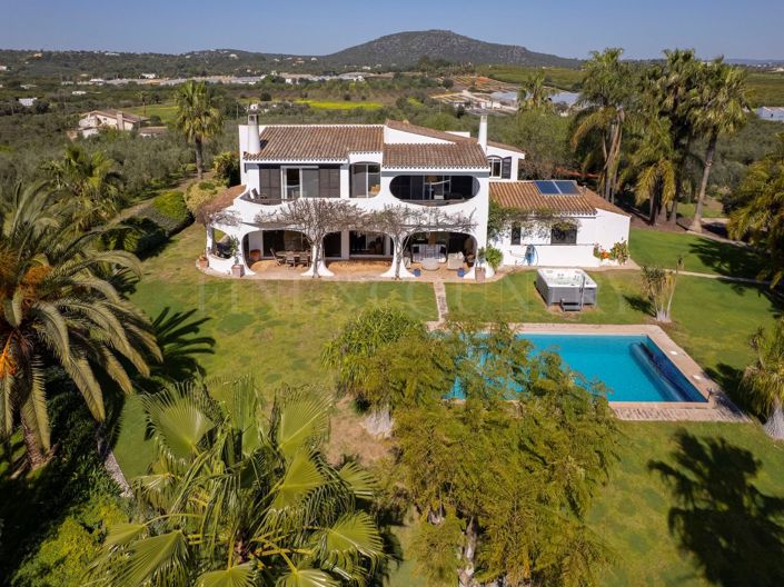 Image No.36-5 Bed Villa for sale
