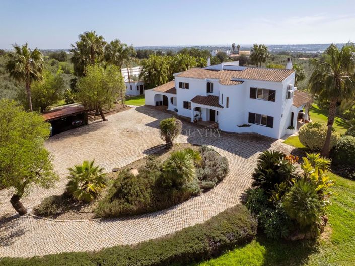 Image No.5-5 Bed Villa for sale