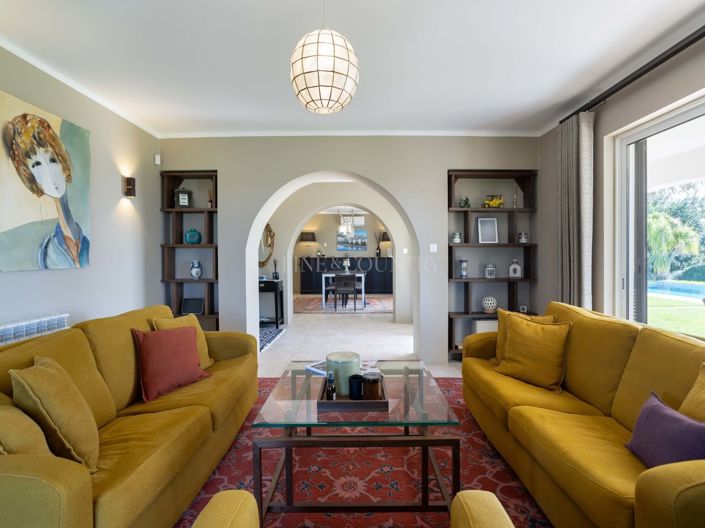 Image No.9-5 Bed Villa for sale