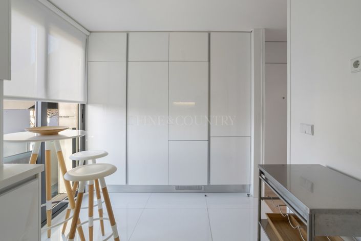 Image No.16-2 Bed Apartment for sale