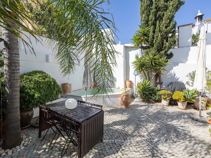 Image No.20-3 Bed Townhouse for sale