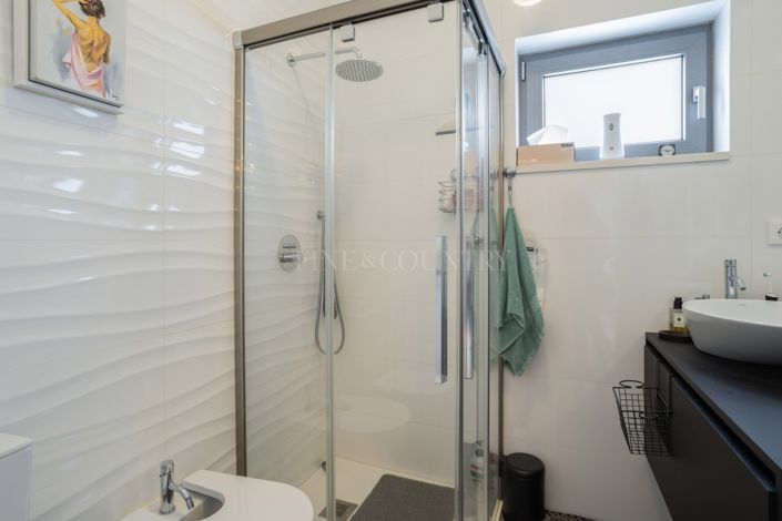 Image No.15-4 Bed Villa for sale