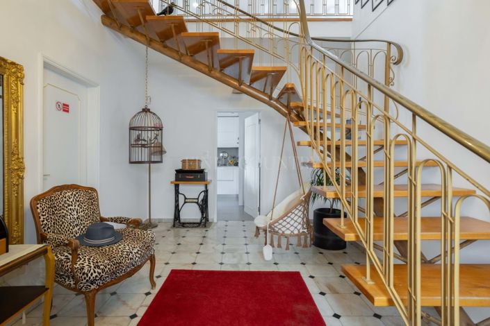 Image No.2-4 Bed Villa for sale