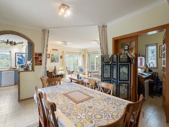 Image No.11-5 Bed Villa for sale