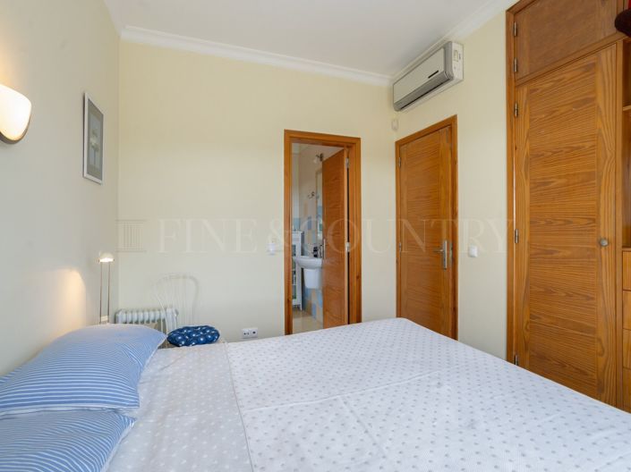 Image No.27-5 Bed Villa for sale